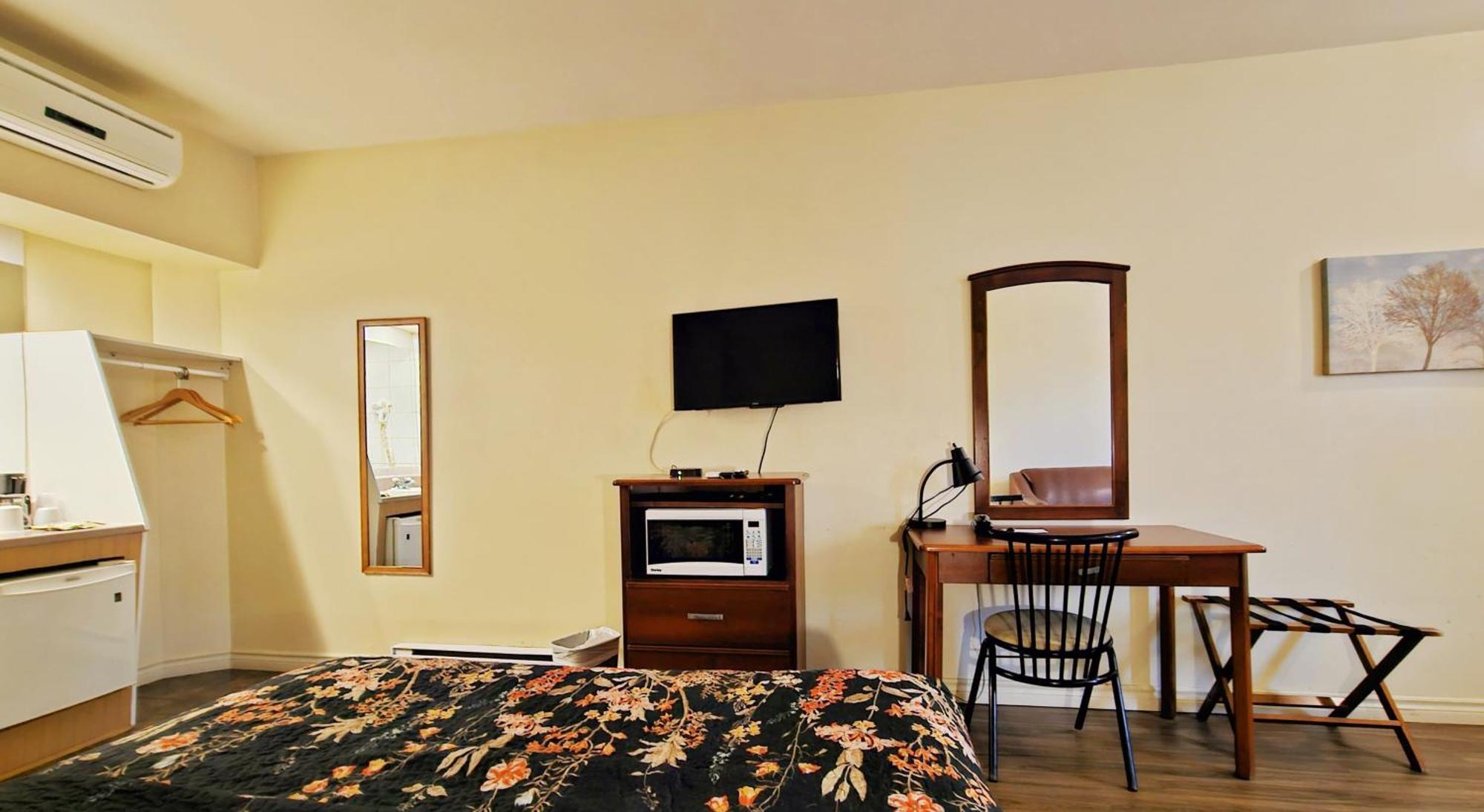 Hotel-Motel Drummond Дрюммондвилл Номер фото